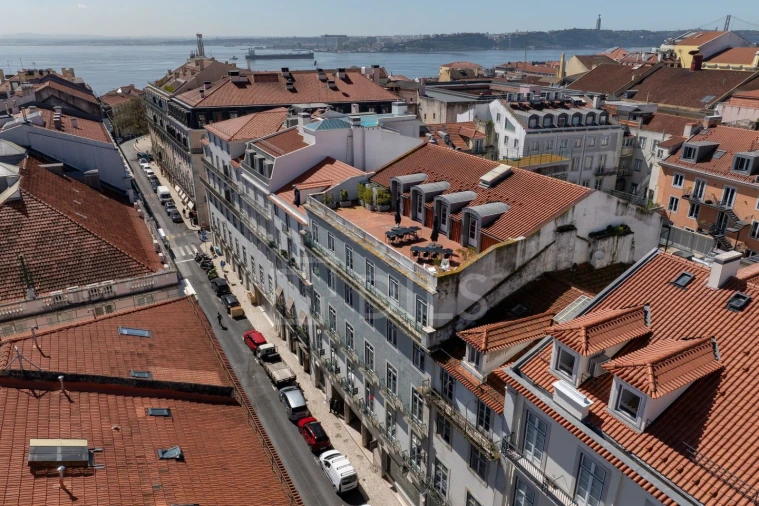 Escritório para Arrendamento em Santa Maria Maior Foto 18