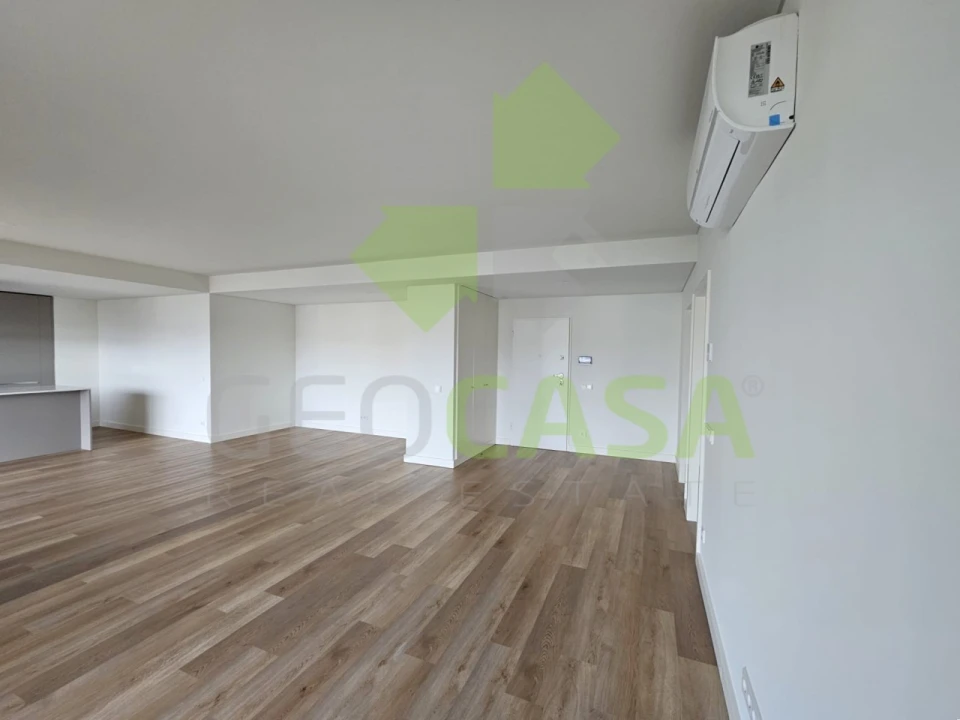 Apartamento T3 para Venda em Algés, Linda-A-Velha e Cruz Quebrada-Dafundo Foto 14