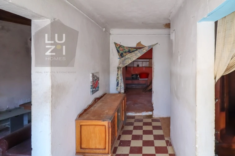 Moradia T2 para Venda em Bensafrim e Barão de São João Foto 3