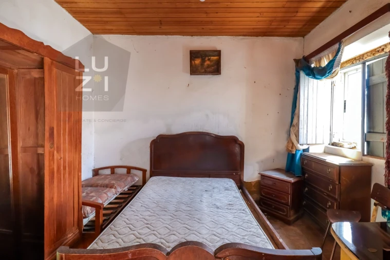 Moradia T2 para Venda em Bensafrim e Barão de São João Foto 5