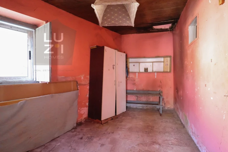 Moradia T2 para Venda em Bensafrim e Barão de São João Foto 6