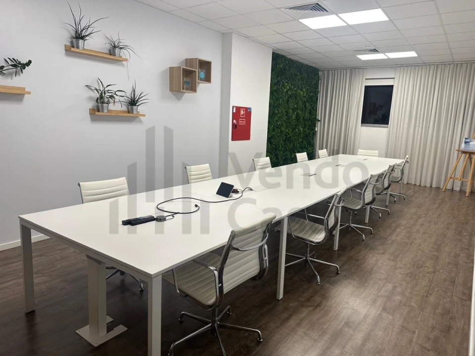 Prédio para Arrendamento em Ferreiros e Gondizalves Foto 4