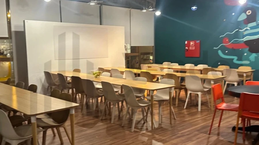 Prédio para Arrendamento em Ferreiros e Gondizalves