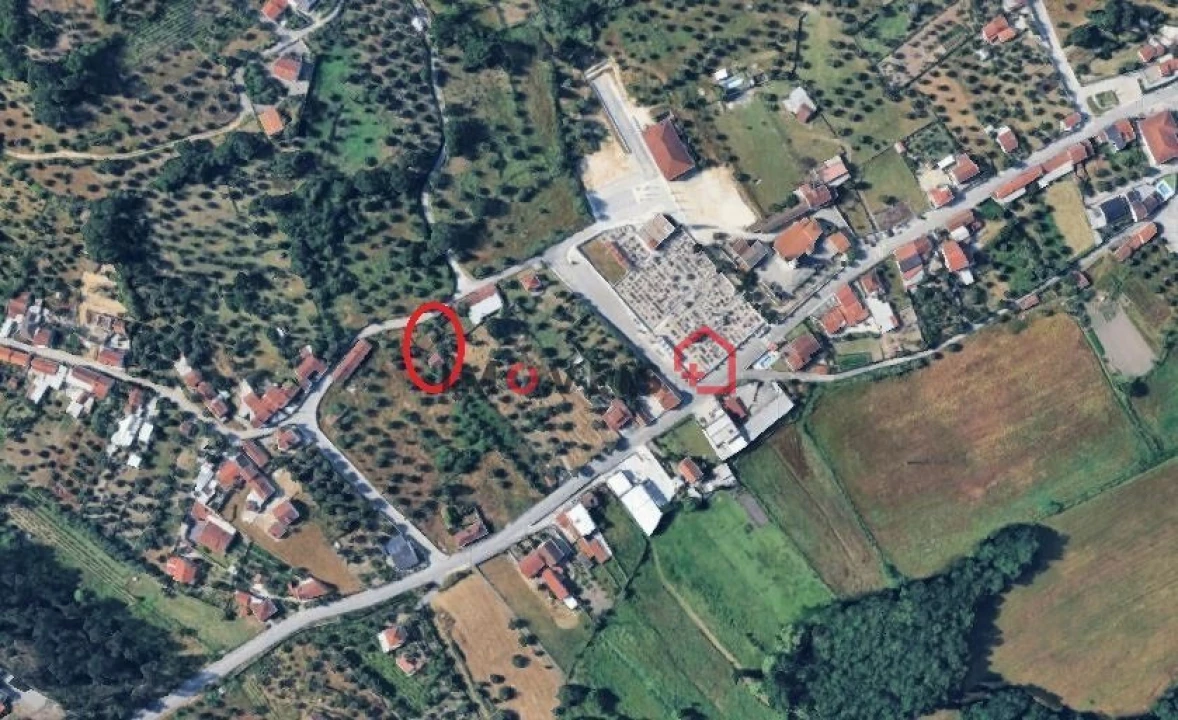 Moradia T2 para Venda em Seiça Foto 3