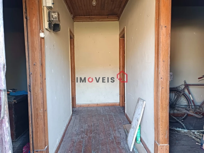 Moradia T2 para Venda em Seiça Foto 16