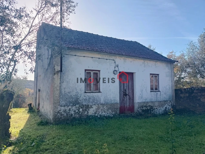 Moradia T2 para Venda em Seiça Foto 4