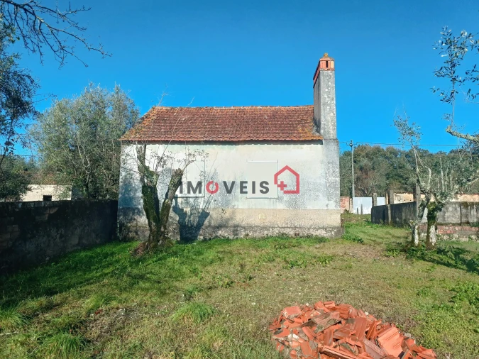 Moradia T2 para Venda em Seiça Foto 5