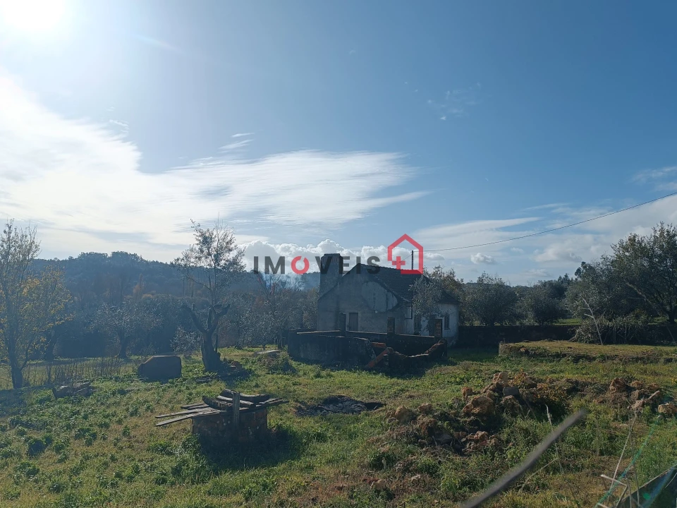 Moradia T2 para Venda em Seiça Foto 12