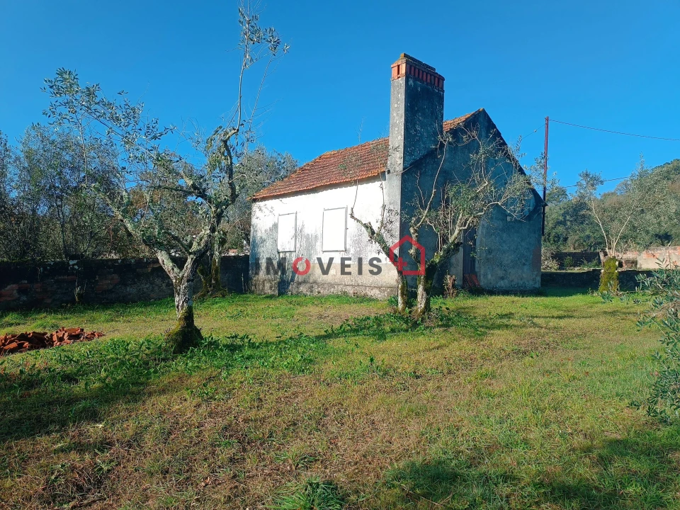 Moradia T2 para Venda em Seiça Foto 1