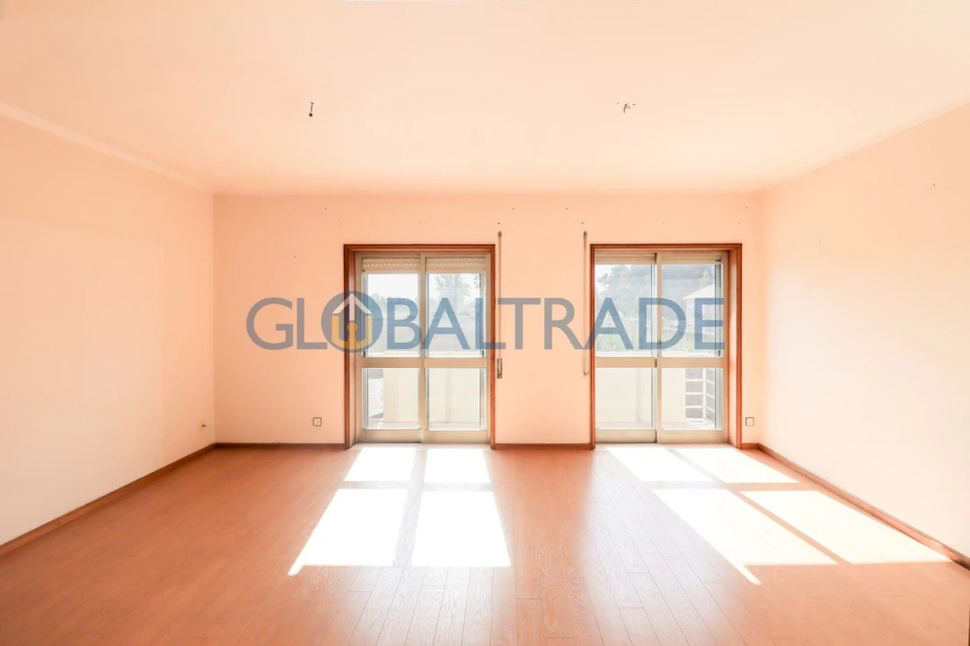 Apartamento T3 para Venda em Ovar, São João, Arada e São Vicente de Pereira Jusã Foto 2