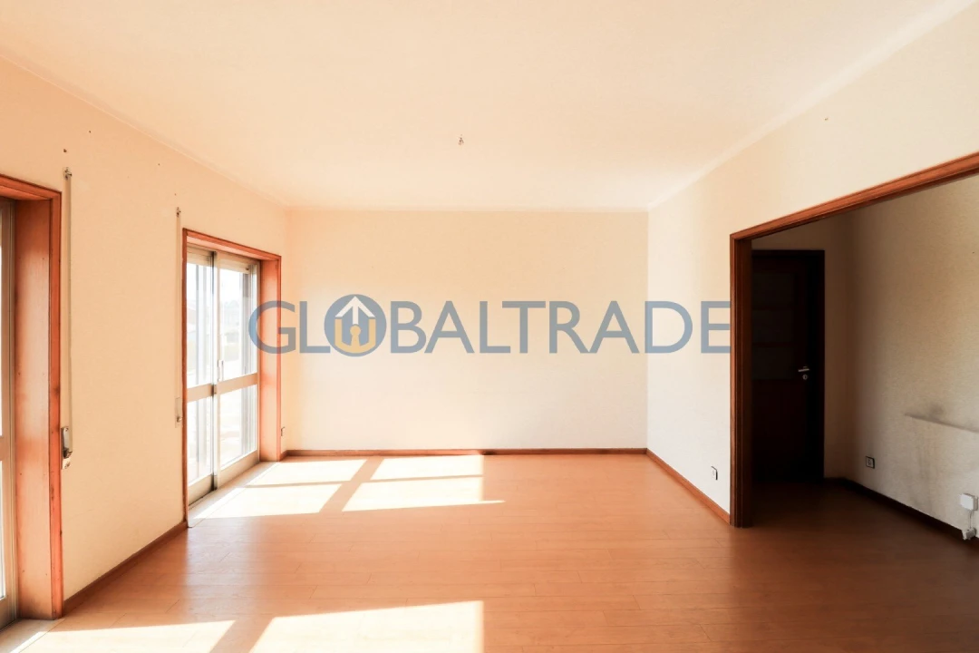 Apartamento T3 para Venda em Ovar, São João, Arada e São Vicente de Pereira Jusã Foto 4