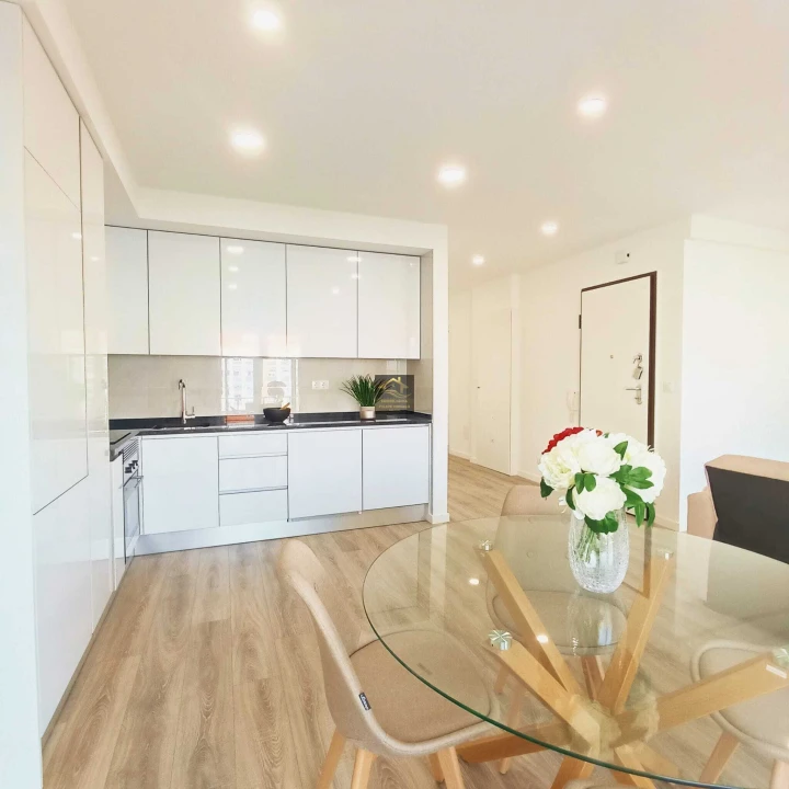 Apartamento T3 para Venda em São Domingos de Benfica Foto 13