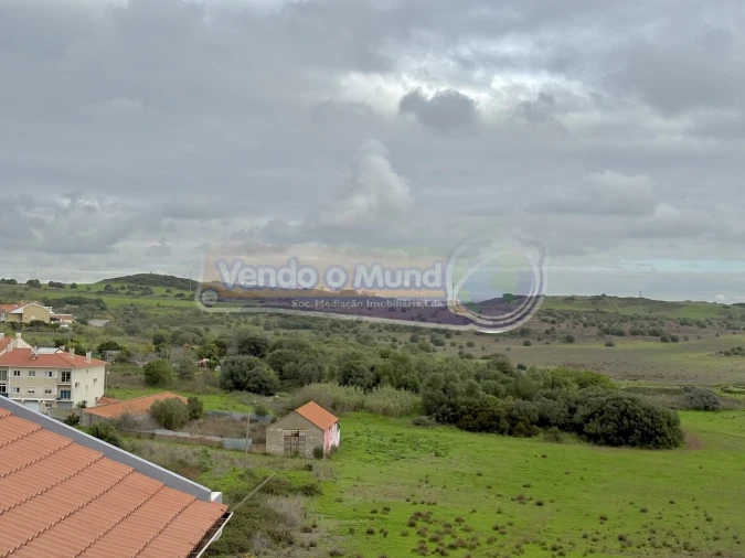 Apartamento T1 para Venda em Porto Salvo Foto 11