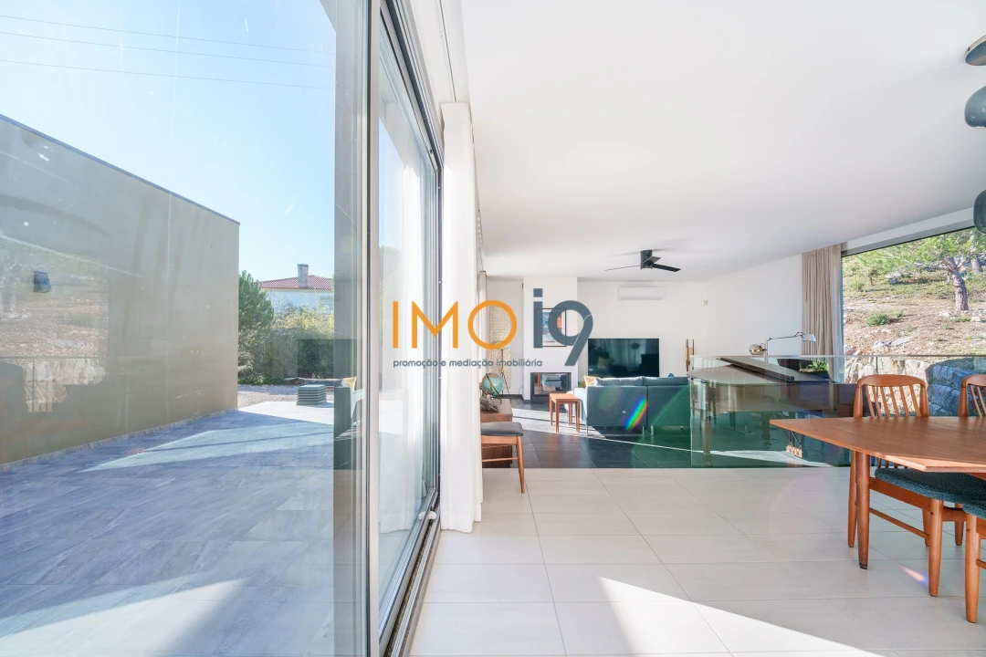 Moradia T4 para Venda em São Mamede Foto 1