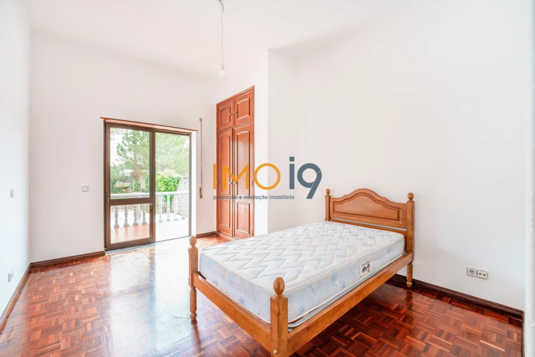 Apartamento T2 para Venda em São Mamede Foto 10