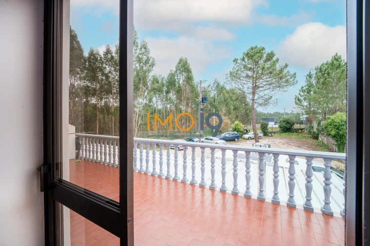 Apartamento T2 para Venda em São Mamede Foto 13