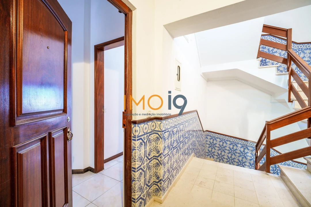 Apartamento T2 para Venda em São Mamede Foto 19