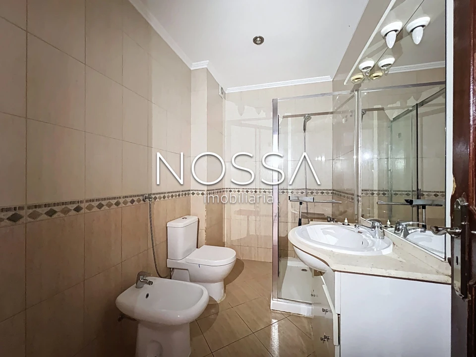 Apartamento T2 para Venda em Rio de Mouro Foto 18