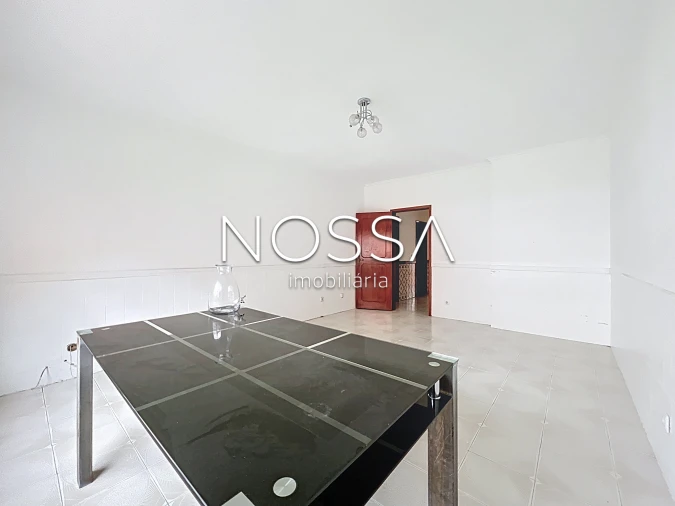 Apartamento T2 para Venda em Rio de Mouro Foto 8