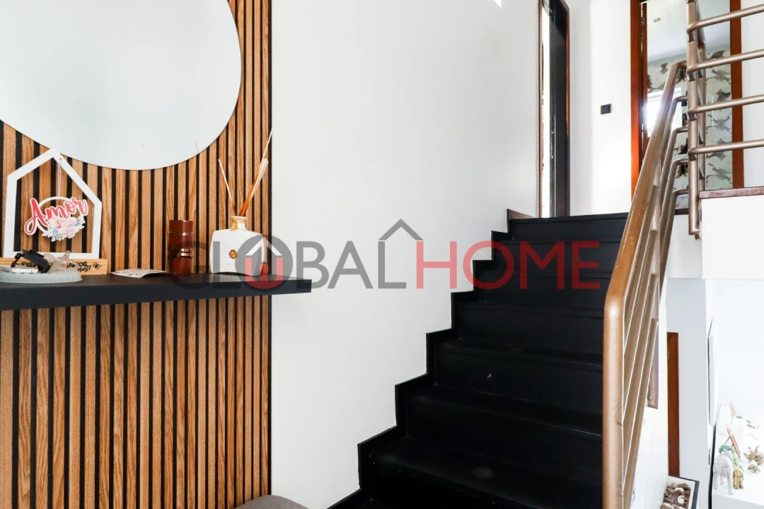 Moradia T4 para Venda em Fânzeres e São Pedro da Cova Foto 14