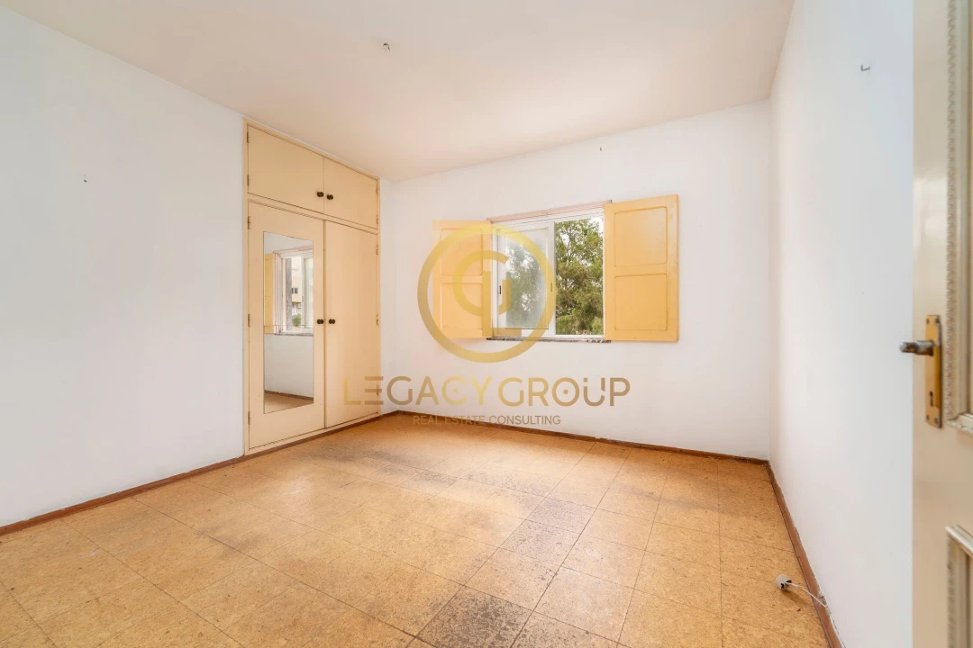 Prédio para Venda em Estômbar e Parchal Foto 2