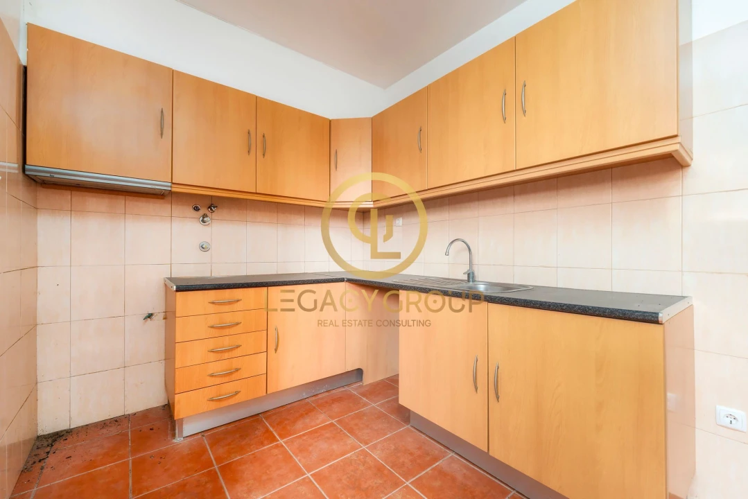 Prédio para Venda em Estômbar e Parchal Foto 13