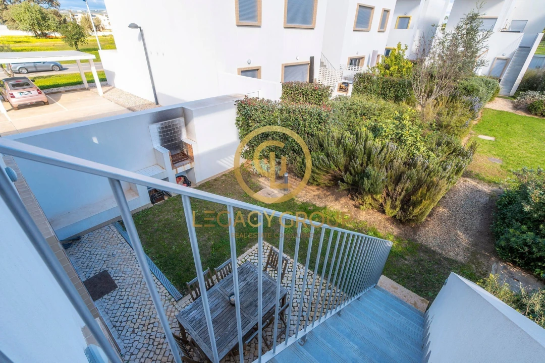 Moradia T3 para Venda em Quarteira Foto 13