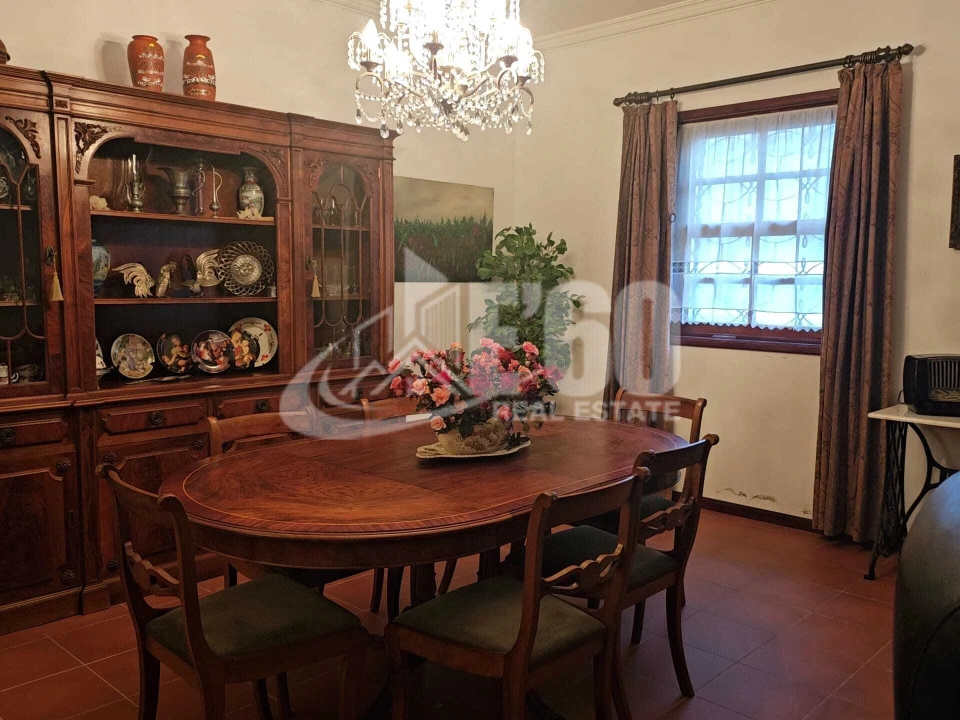 Moradia T4 para Venda em Espinho Foto 9