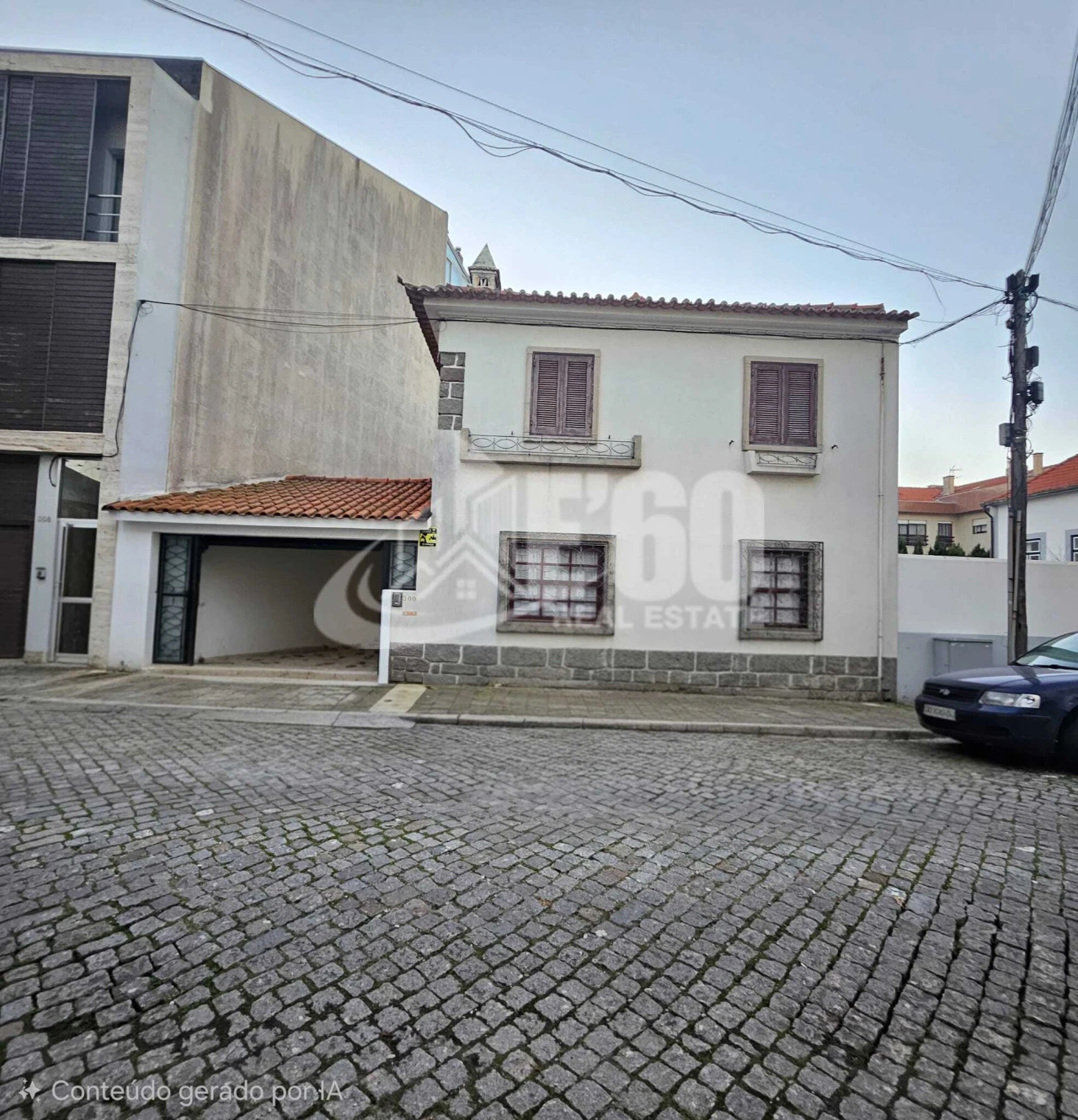 Moradia T4 para Venda em Espinho Foto 1