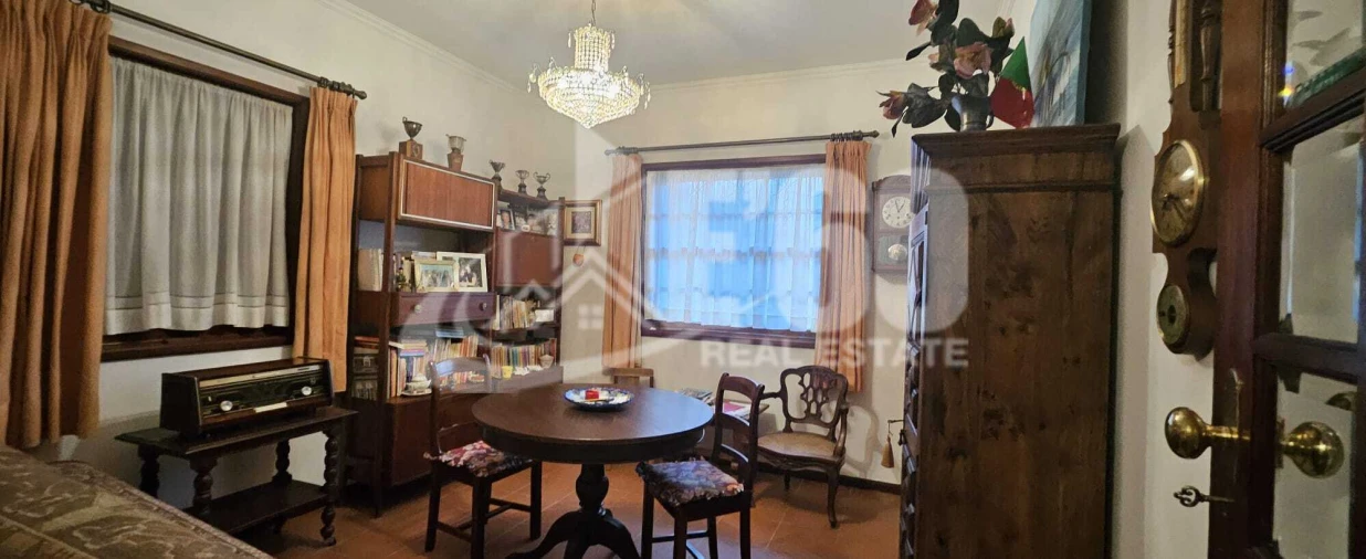 Moradia T4 para Venda em Espinho Foto 10