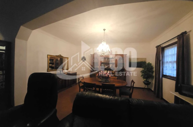 Moradia T4 para Venda em Espinho Foto 7