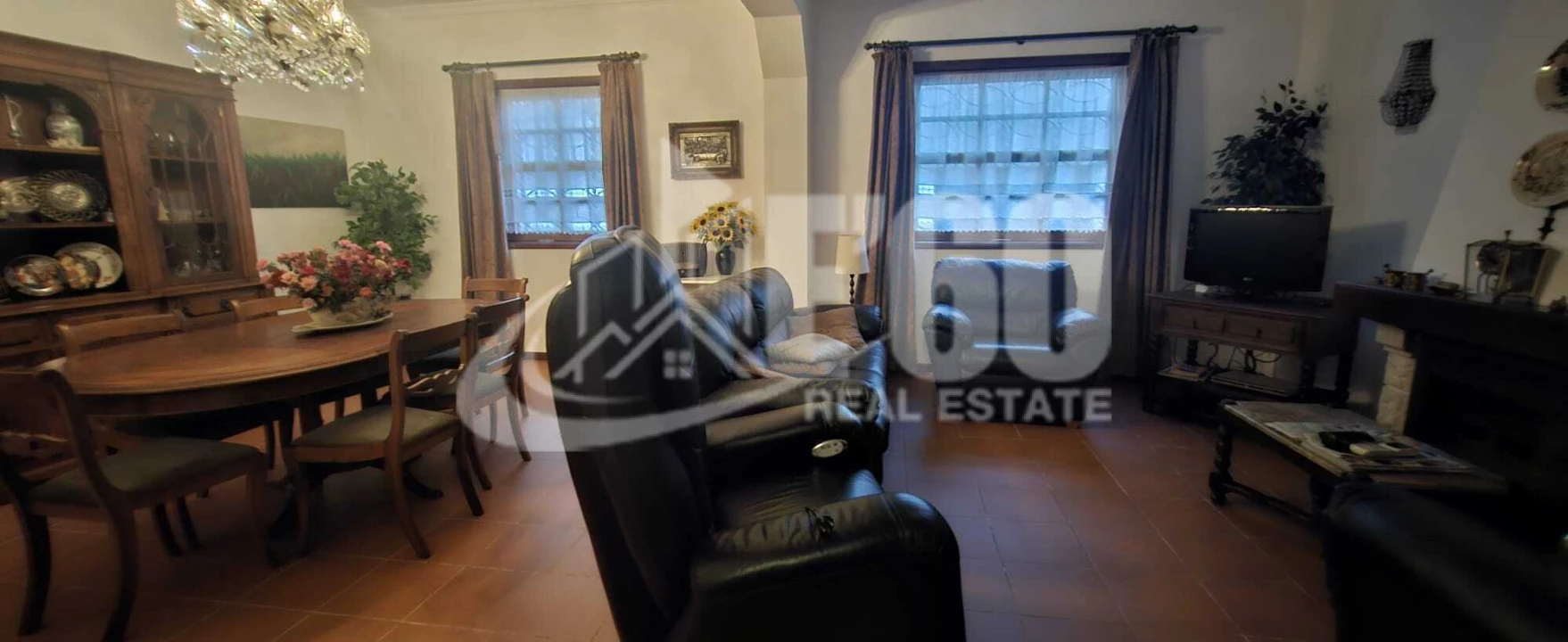 Moradia T4 para Venda em Espinho Foto 5