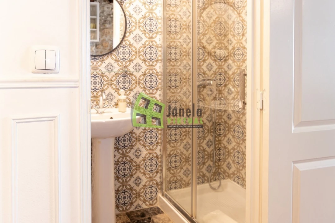 Prédio para Venda em Santa Maria Maior Foto 11