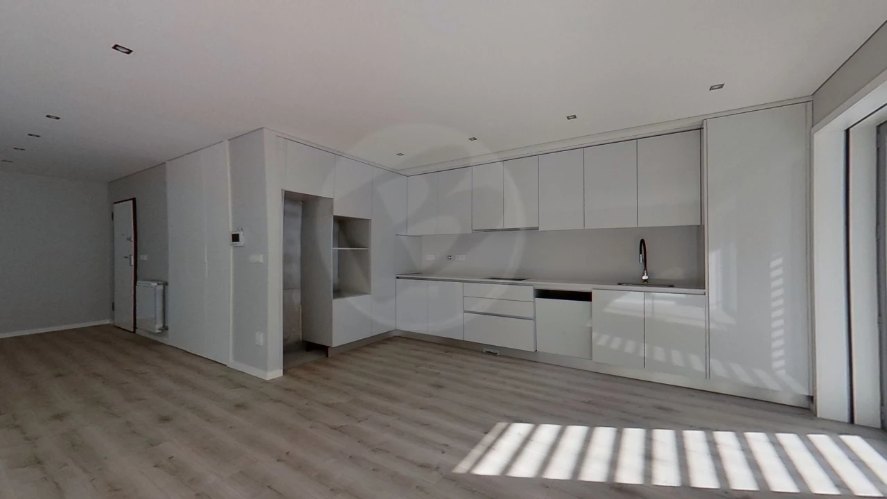 Apartamento T3 para Venda em Póvoa de Varzim, Beiriz e Argivai Foto 1