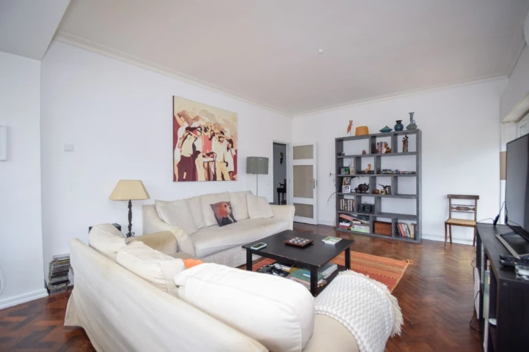 Apartamento T4 para Venda em Carcavelos e Parede Foto 10