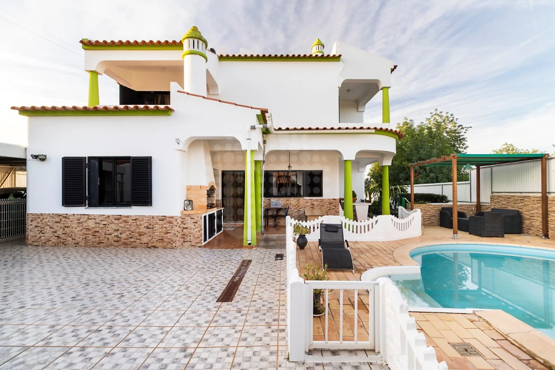 Moradia T4 para Venda em Paderne Foto 9