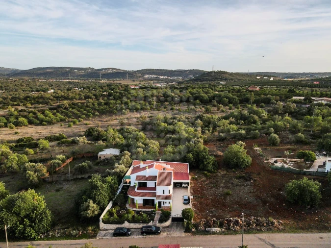 Moradia T4 para Venda em Paderne Foto 2