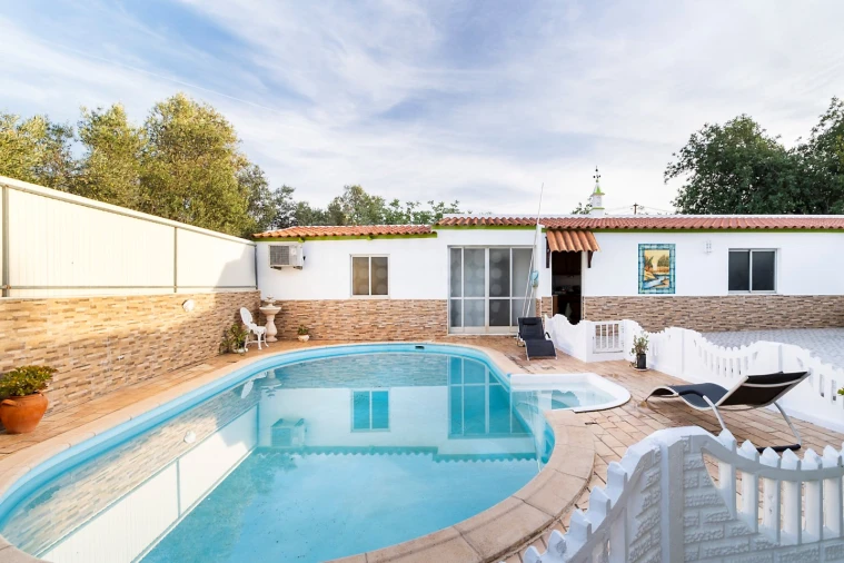 Moradia T4 para Venda em Paderne Foto 8