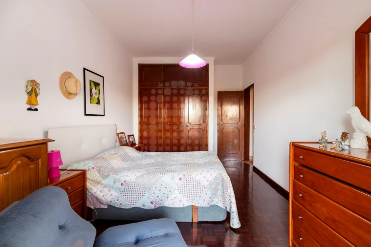 Moradia T4 para Venda em Paderne Foto 28