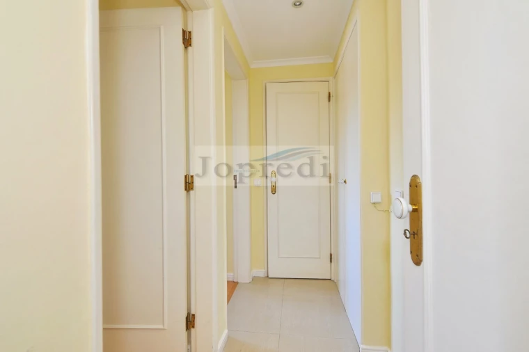 Apartamento T2 para Arrendamento em Carcavelos e Parede Foto 14