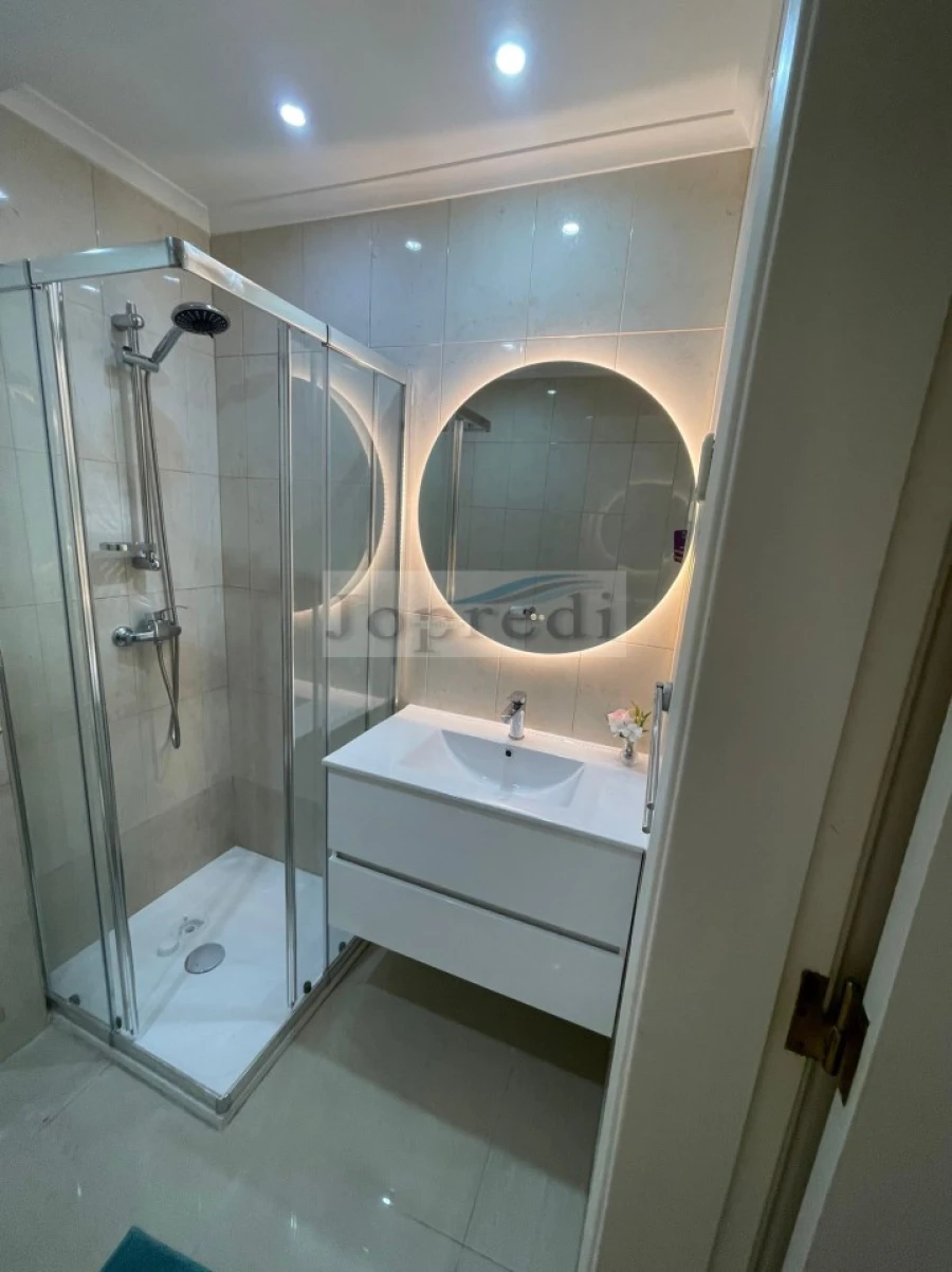 Apartamento T2 para Arrendamento em Carcavelos e Parede Foto 16