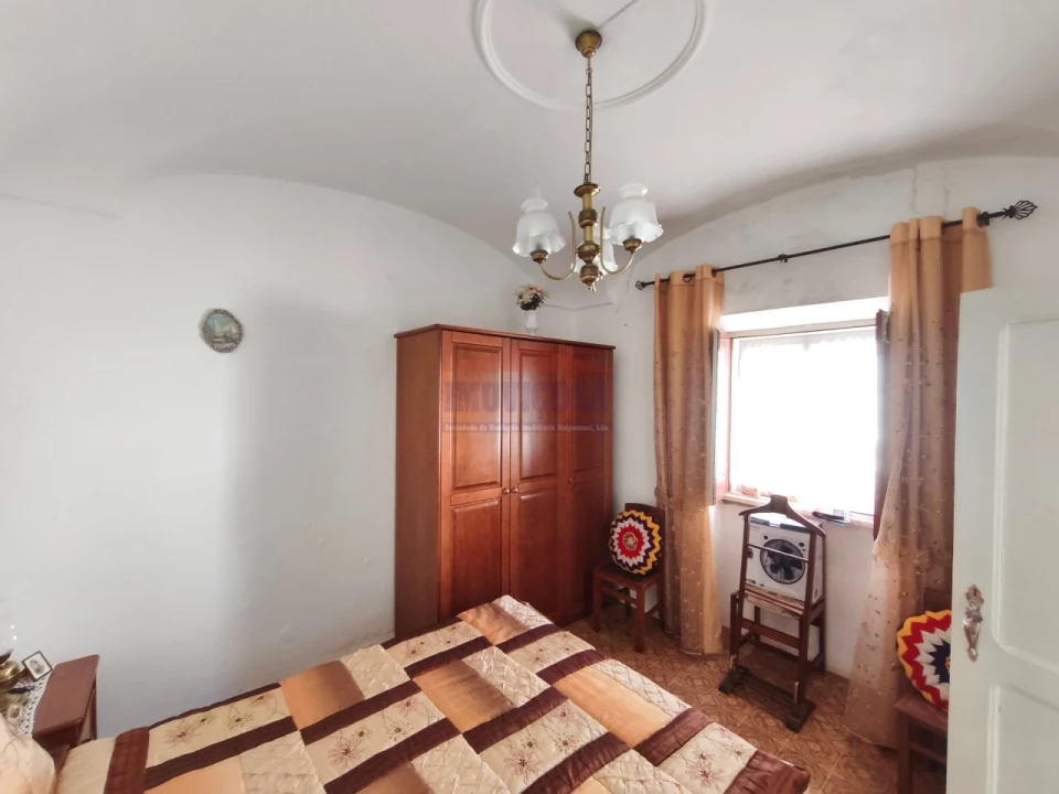 Moradia T2 para Venda em Bencatel Foto 6