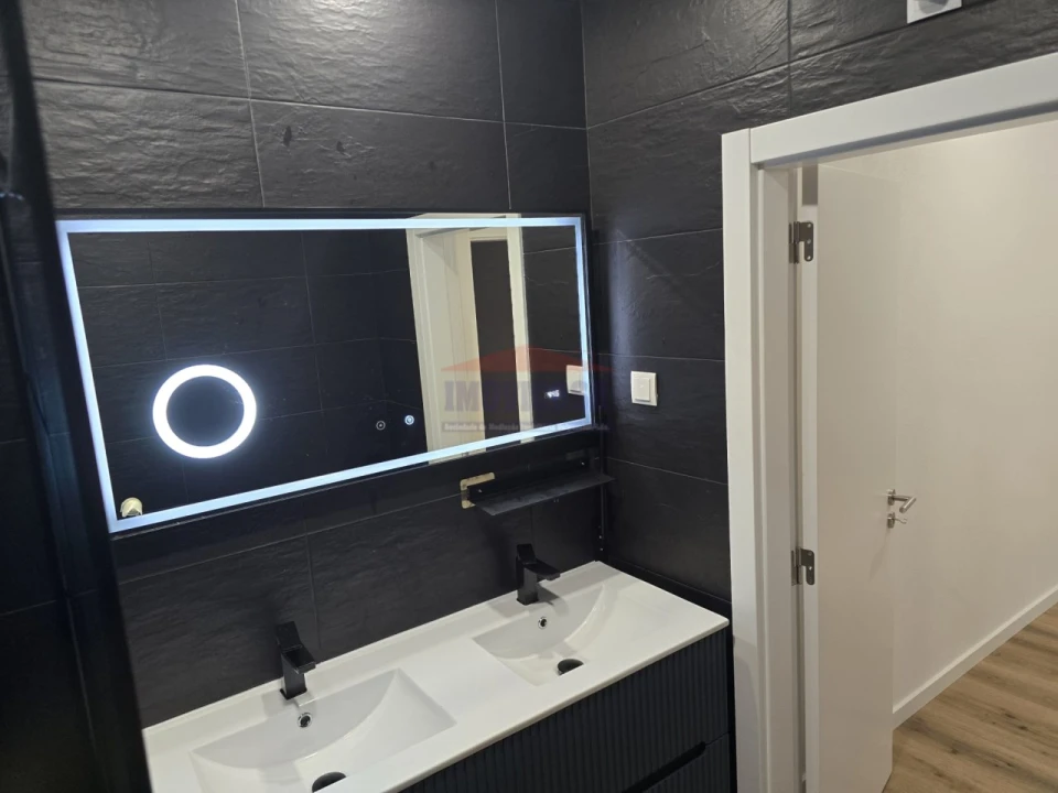 Quinta T2 para Venda em Bencatel Foto 8