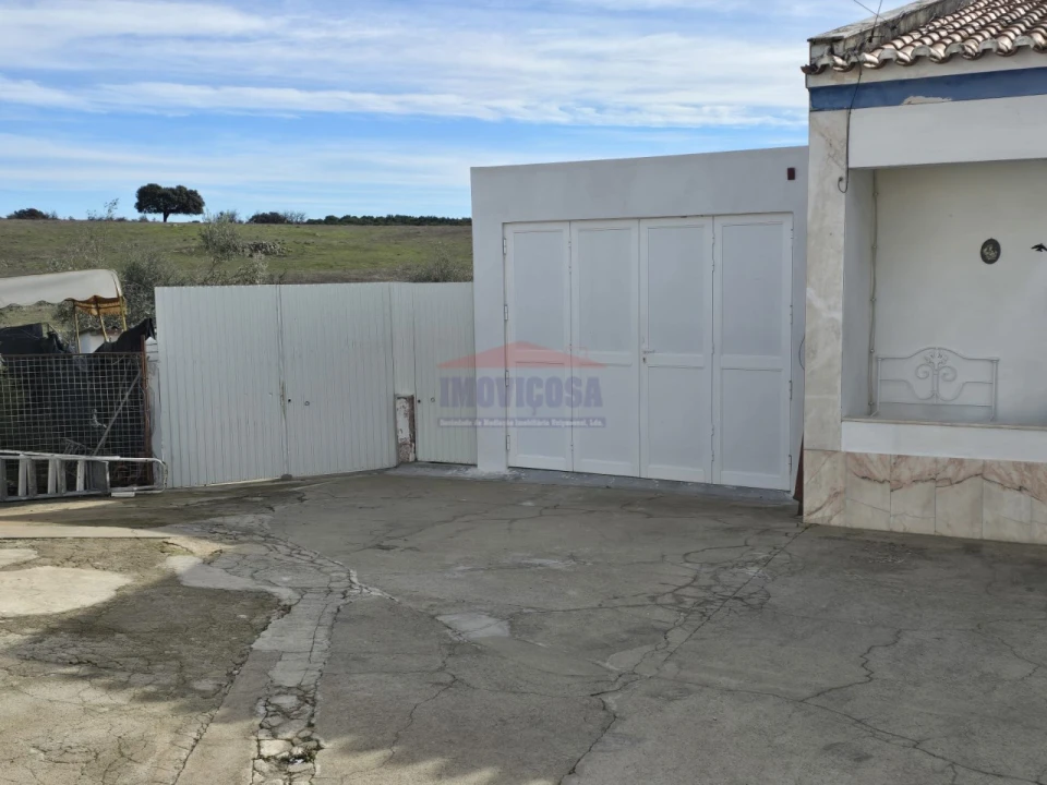 Quinta T2 para Venda em Bencatel Foto 16