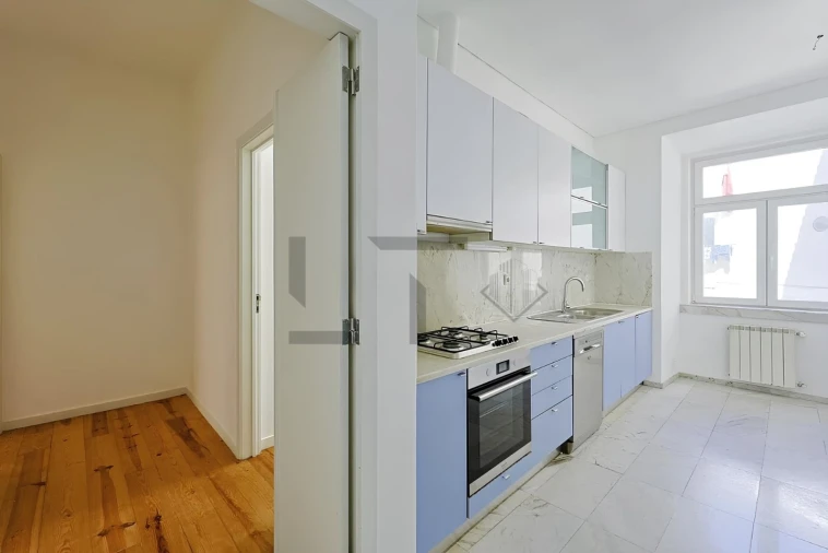 Apartamento T2 para Venda em Santa Maria Maior Foto 7