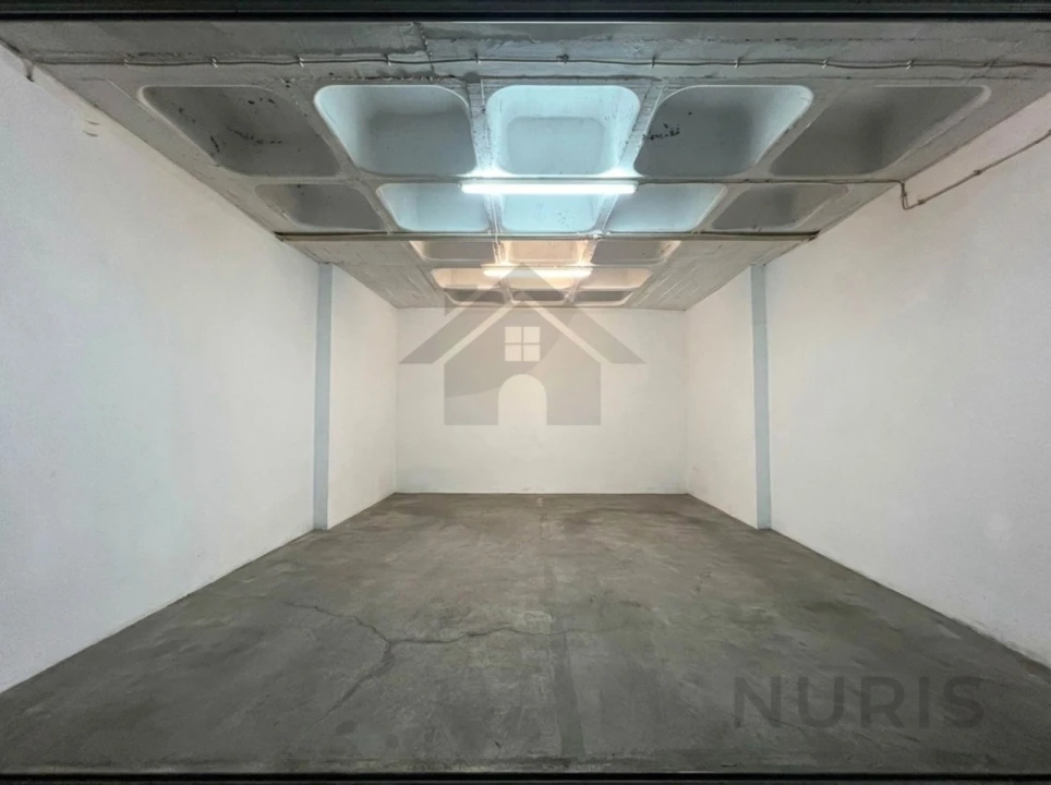 Garagem para Arrendamento em Portimão Foto 4