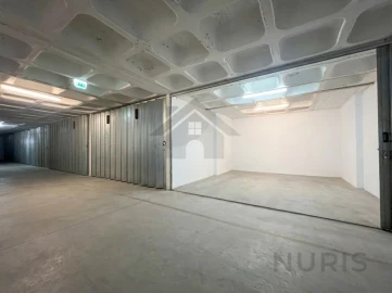 Garagem para Arrendamento em Portimão