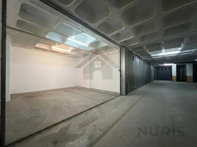 Garagem para Arrendamento em Portimão Foto 2