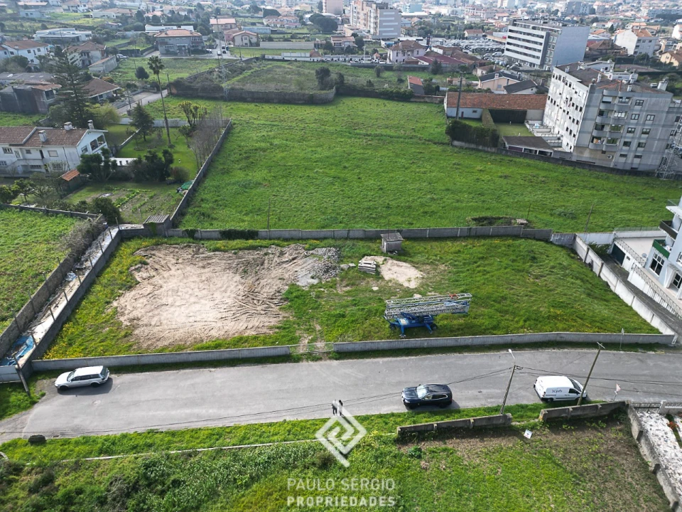 Terreno para Venda em Esmoriz Foto 6