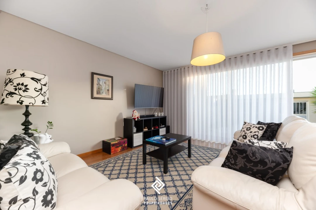 Moradia T4 para Venda em Moreira Foto 7